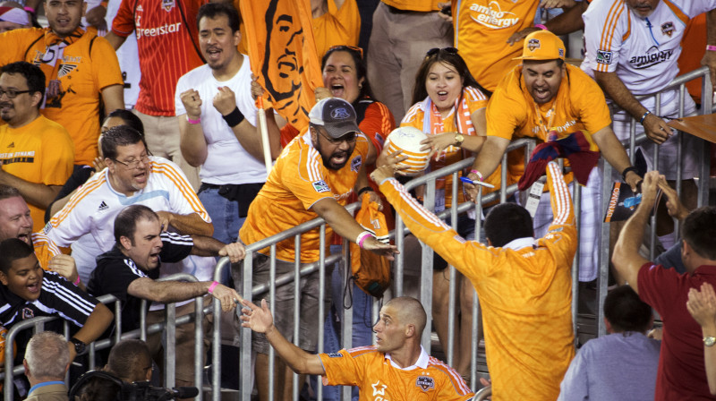 Hjūstonas "Dynamo" līdzjutēji 
Foto: AP/Scanpix