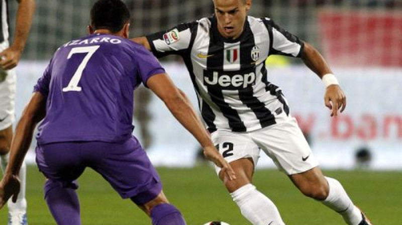 Davids Pisarro pret Sebastjanu Džovinko
Foto: AFP/Scanpix