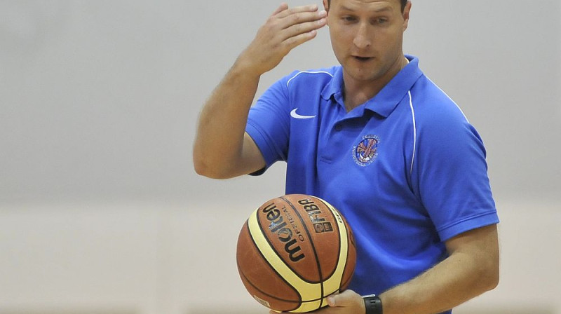 Pirms gada Robertam Štelmaheram kopā ar komandu izdevās uzvarēt BBL turnīru, bet šogad nācās apstāties pie 1/4 fināla sliekšņa.
Foto: Ģirts Staris, ventasbalss.lv