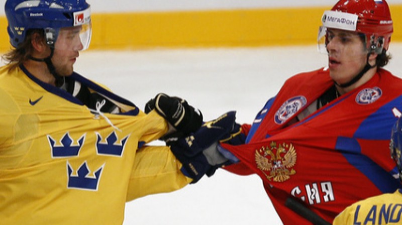 Viktors Hedmans pret Jevgēņiju Malkinu
Foto: ITAR-TASS / Scanpix