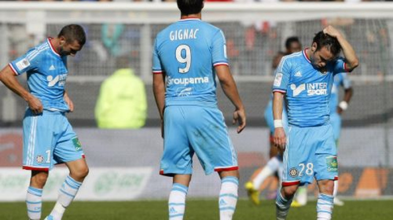 Marseļas "Olympique" spēlētāji pārdomā dzīvi
Foto: AP/Scanpix