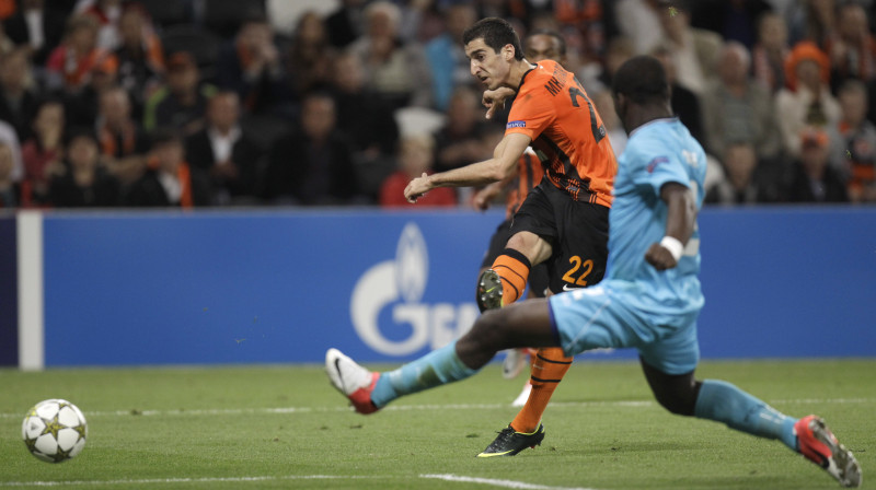 Henriks Mhitarjans izdara sitienu
Foto: AP/Scanpix