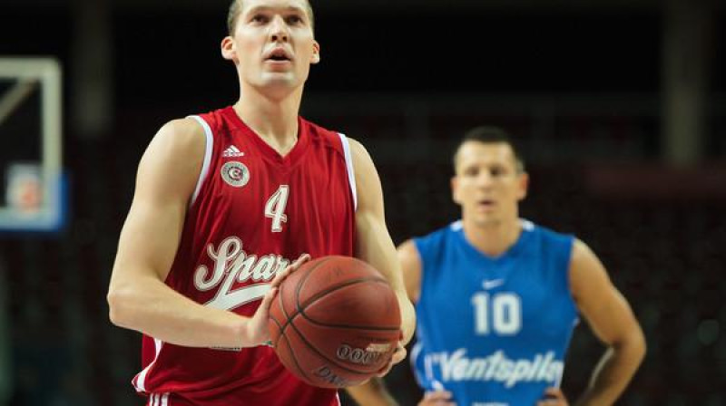 Jānis Strēlnieks: VTB līgas astotdaļfināla sērijā pret "Nizhny Novgorod" neizšķirts 1-1
Foto: bc-spartak.ru