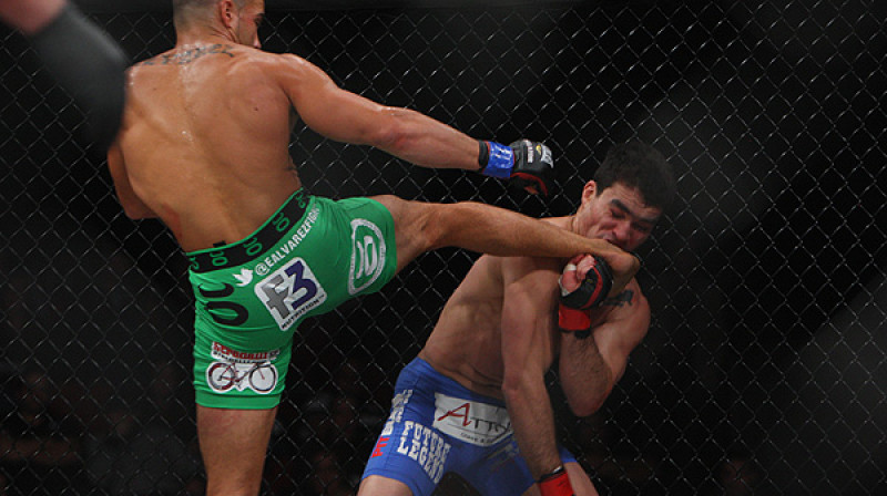 Edija Alvareza spēriens nokautē Patrikiju Fereiru
Foto: sherdog.com