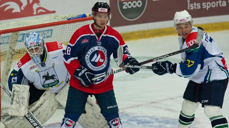 Viens no liepājnieku līderiem B. Zabis arī šajā spēlē bija uzdevuma augstumos.
Foto:skliepajasmetalurgs.lv