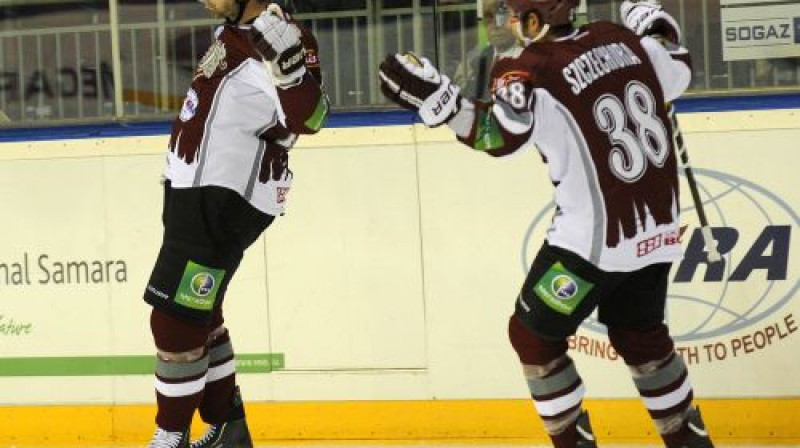 Aleksandrs Žirū pēc vārtiem pret Minskas "Dinamo"
Foto: Romāns Kokšarovs, Sporta Avīze, f64