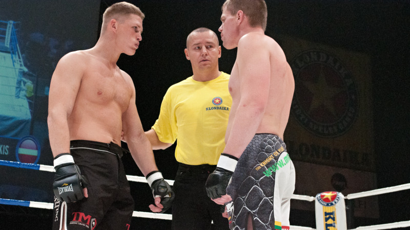 Valts Višņevskis un Rimgaudas Kutkaitis
Foto: tmfight.lv