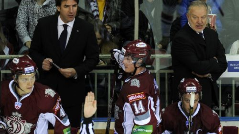 Rīgas "Dinamo" treneri Peka Rautakallio un Viktors Ignatjevs
Foto: Romāns Kokšarovs, Sporta Avīze, F64