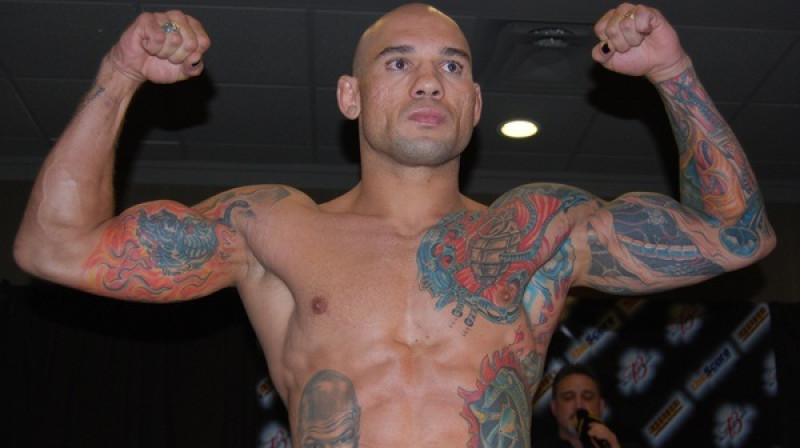 Evangelista Santos
Foto: sherdog.com