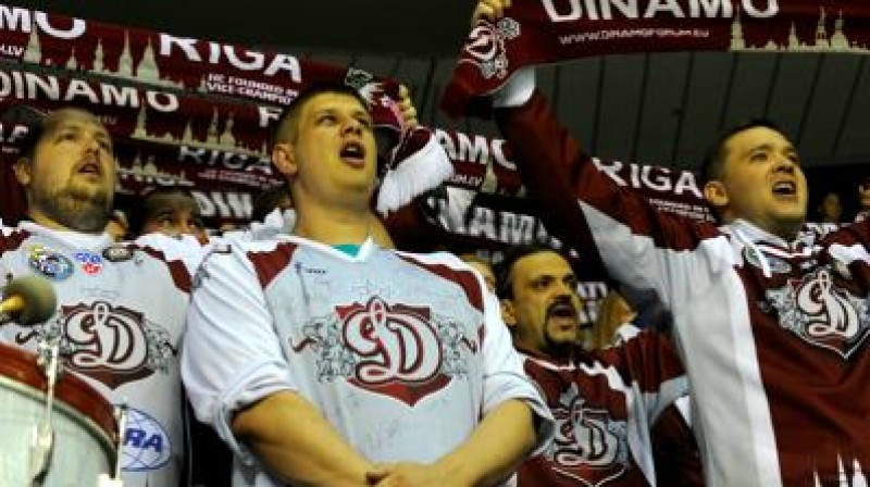 Rīgas "Dinamo" spēlē KHL
Foto: Romāns Kokšarovs, Sporta Avīze, F64