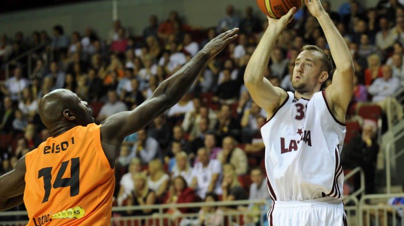Rihards Kuksiks
Foto: Romāns Kokšarovs, Sporta Avīze, f64