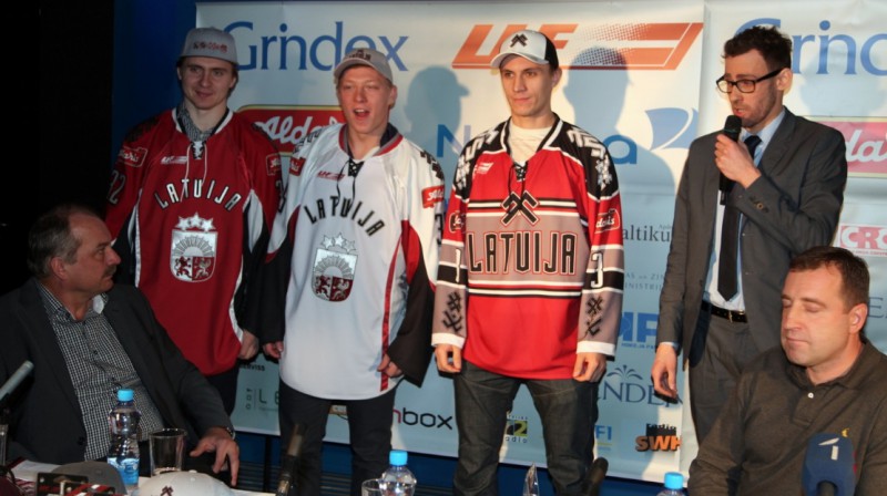 Jauno kreklu prezentācija
Foto: Mārtiņš Aiše, www.lhf.lv