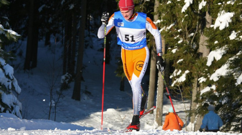Arvis Liepiņš ar Latvijas izlases formu "Rossignol". Viņš bija labākais no mūsējiem pērn. Kā būs šogad? Foto:Infoski.lv