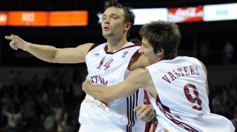 Divi Kristapi Janičenoks un Valters izlasē nav spēlējuši kopš 2009. gada. Vai spēlēs nākamvasar?
Foto: Romāns Kokšarovs, Sporta Avīze/f64