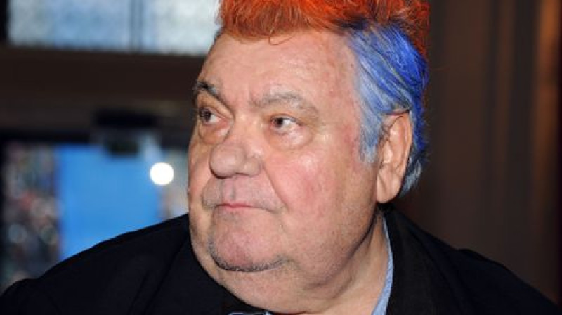 Ekstravagantais Luijs Nikolēns pēc sensacionālā triumfa izpildīja solījumu un tika pie jaunas frizūras
Foto: AFP/Scanpix