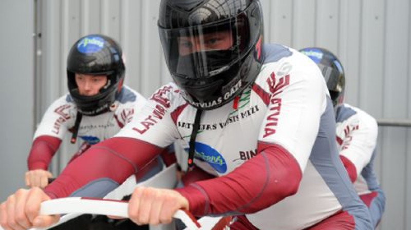 Uģis Žaļims (priekšplānā)
Foto: Romāns Kokšarovs, Sporta Avīze, f64