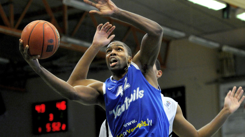 Folarins Kempbels bija rezultatīvākais ventspilnieks, uzvaru palīdzot kaldināt arī ar svarīgos brīžos gūtiem punktiem.
Foto: Scanpix Sweden