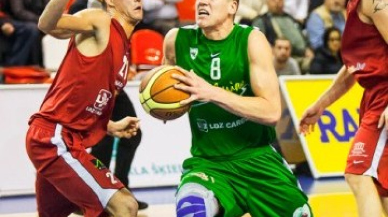 Māris Ziediņš (ar bumbu)
Foto: Jānis Priedītis