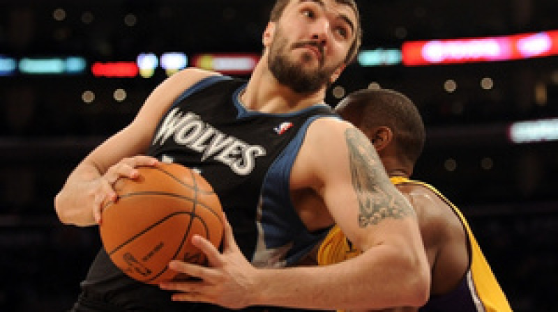 Vai mēs iesim Nikola Pekoviča (Melnkalnes izlase) vasaras skolā?

Foto:wolves.com