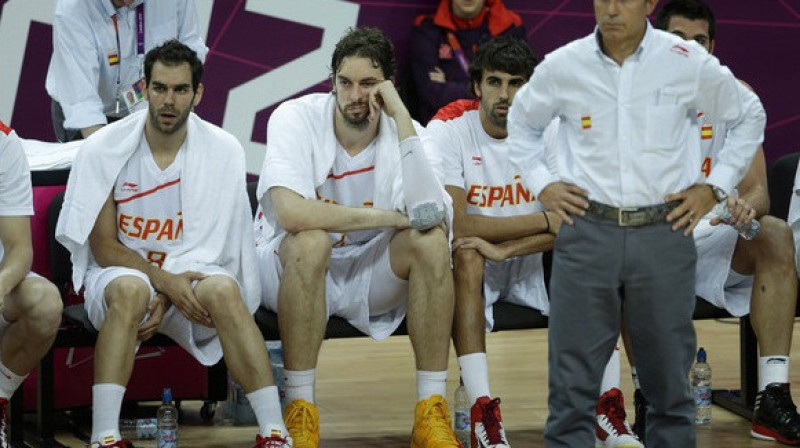 Serdžo Skariolo kopā ar Hosē Kalderonu un Pau Gazolu
Foto: AP/Scanpix