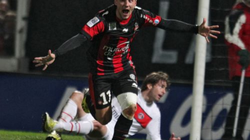 Eriks Boteaks atzīmē pirmos vārtus
Foto: AFP/Scanpix