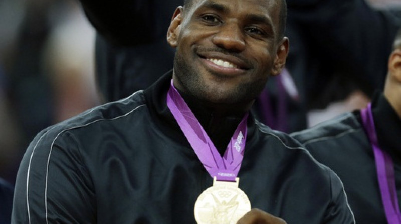 Lebrons Džeimss ar zelta medaļu Londonā
Foto: AP/Scanpix
