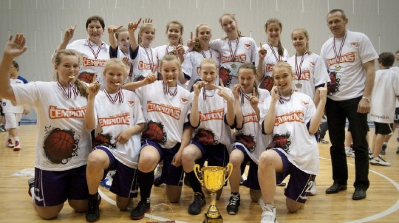 "Rīdzenes" U14 komanda 2012. gada maijā Liepājā
Foto: Aigars Prūsis