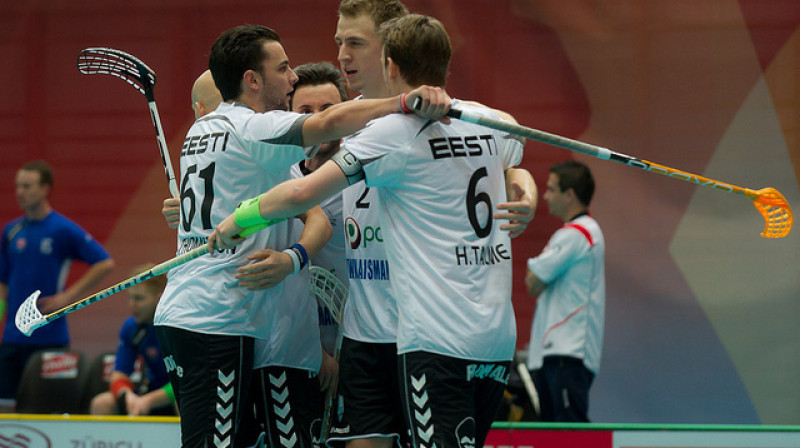 Igaunijas florbolistiem neizdevās nodrošināt vietu ceturtdaļfinālā;
Foto: wfc2012.ch/