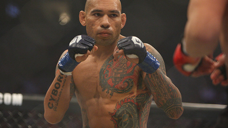 Evangelista Santos
Foto: sherdog.com