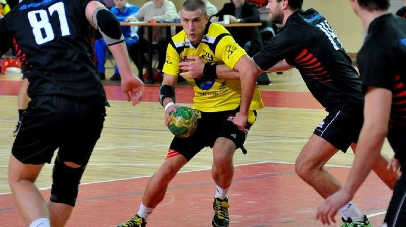 Oskars Arājs (Dobeles Tenax)
Foto: Romualds Vambuts, sportacentrs.com