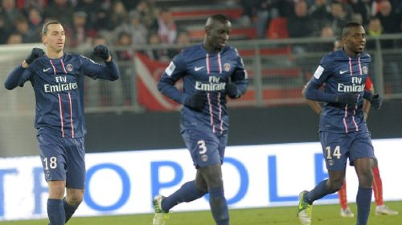 Zlatans Ibrahimovičs, Mamadū Sako un Blēzs Matuidī
Foto: AFP/Scanpix