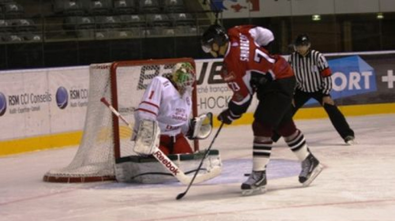 Gunārs Skvorcovs nerealizē pēcspēles metienu
Foto: Gaetan Boucheret, hockeyhebdo.com