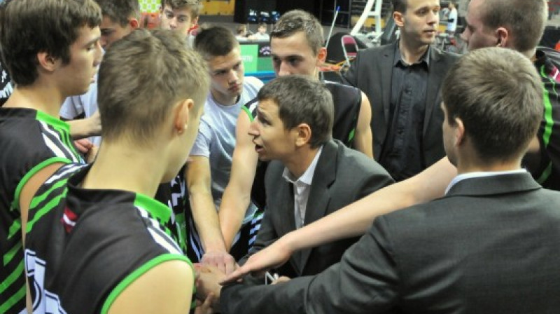 U18 izlasei pirms spēles ar Liepāja/Triobet apņēmības netrūkst. Vai pietiks spēka?
Foto: Romualds Vambuts