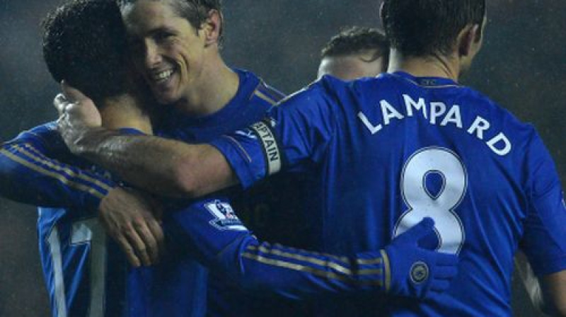 "Chelsea" spēlētāji pēc vārtu guvuma
Foto: AFP/Scanpix