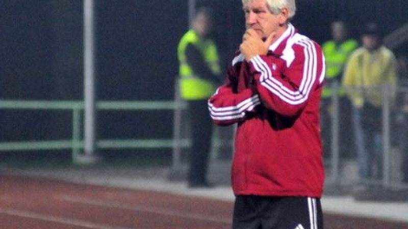 Jānis Dreimanis vēl Latvijas U-19 izlases trenera amatā
Foto: Romualds Vambuts