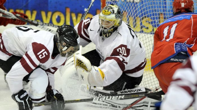 Elvis Merzļikins Latvijas vārtos
Foto: Romāns Kokšarovs, Sporta Avīze/f64