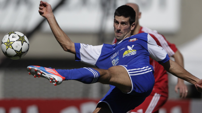 Novaks Džokovičs prot spēlēt arī futbolu
Foto: AFP/Scanpix
