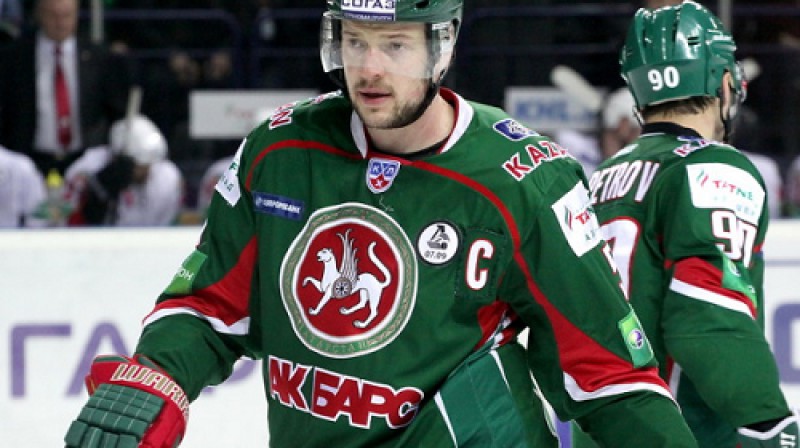 Iļja Ņikuļins vakaru noslēdza ar trim rezultatīvām piespēlēm
Foto: ak-bars.ru