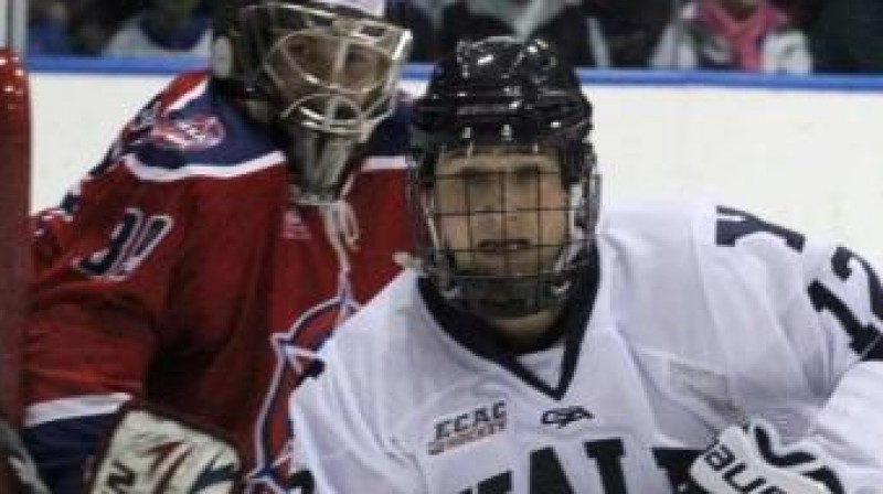 "Red Stars" pret Jēlas "Bulldogs"
Foto: yalebulldogs.com