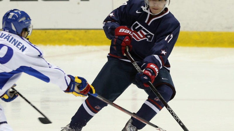 Džons Gudro guva trīs vārtus
Foto: IIHF