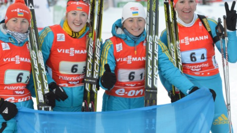 Ukrainas izlase - Vaļa Semerenko, Jūlija Džima, Vita Semerenko un Oļena Pidrušna
Foto: AP/Scanpix