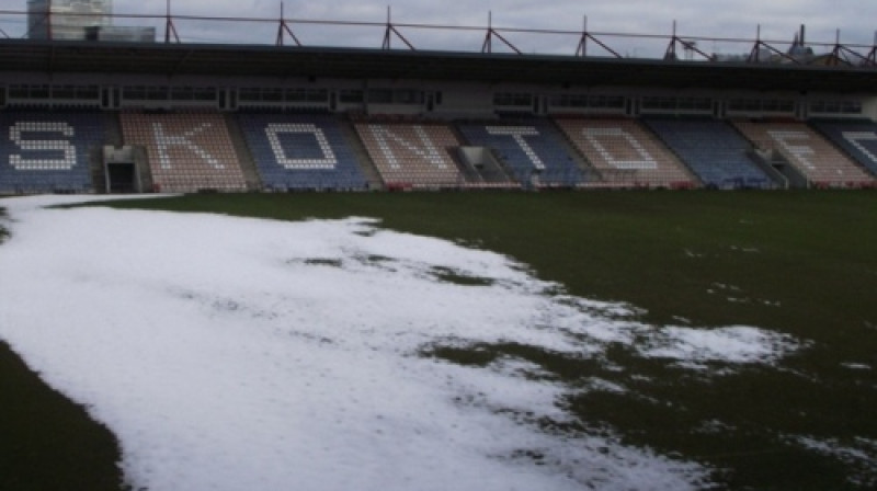Šādi šobrīd izskatās "Skonto" stadions, tāpēc jātrenējas "Skonto" hallē
Foto: skontofc.com