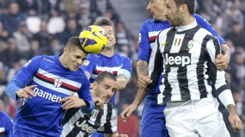 Mauro Ikardi un Marko Vučiničs
Foto: digitale/scanpix