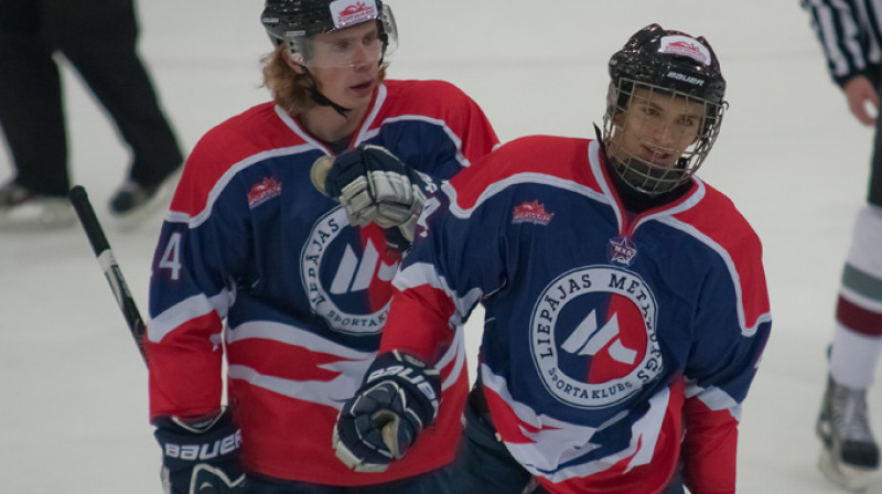''Liepājas metalurgs-2'' spēlētāji var būt ar sevi apmierināti.
Foto:khl/mhl/ru