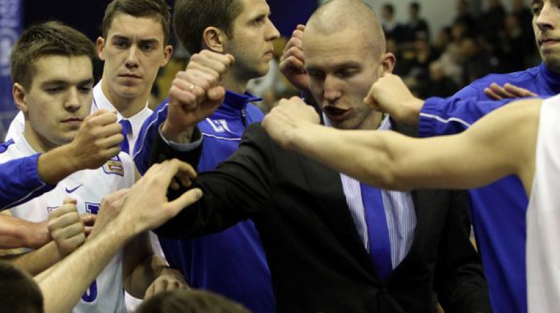 Artūrs Visockis-Rubenis (centrā) 
Foto: Renārs Buivids / bk.lu.lv