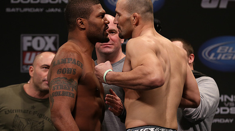 Kvintons Džeksons (no kreisās) un Glovers Teikseira
Foto: sherdog.com