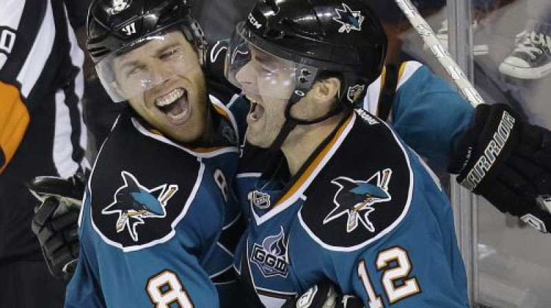 Džo Pavelskis un Patriks Marlo
Foto: AP/Scanpix