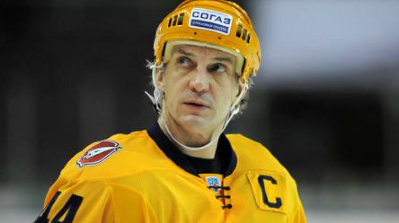 Sandis Ozoliņš 
Foto: Romāns Kokšarovs, Sporta Avīze, F64