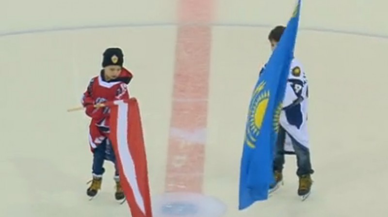 Cermonija pirms Austrijas un Kazahstānas mača
Foto: laola1.tv