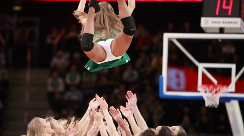 Karsējmeiteņu performance Kauņā
Foto: Vaidotas Grigas / zalgiris.lt